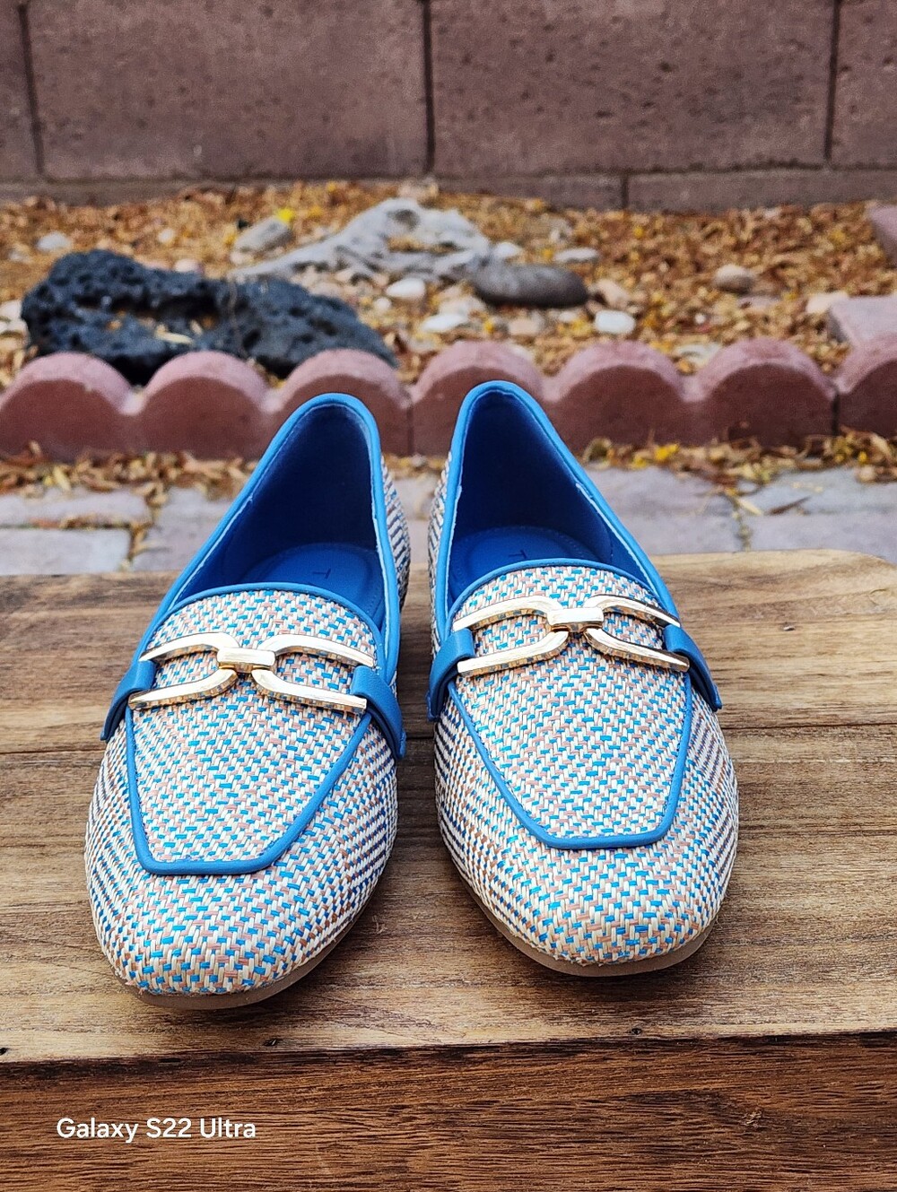 Takhari Women's Blue Tweed Loafers with Gold Chain Accent Size 7 - Picture 6 of 10